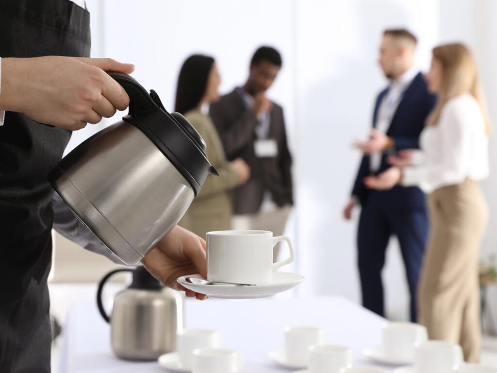 Heißgetränke: Kaffee (Pump-Thermoskanne) 3 ltr.