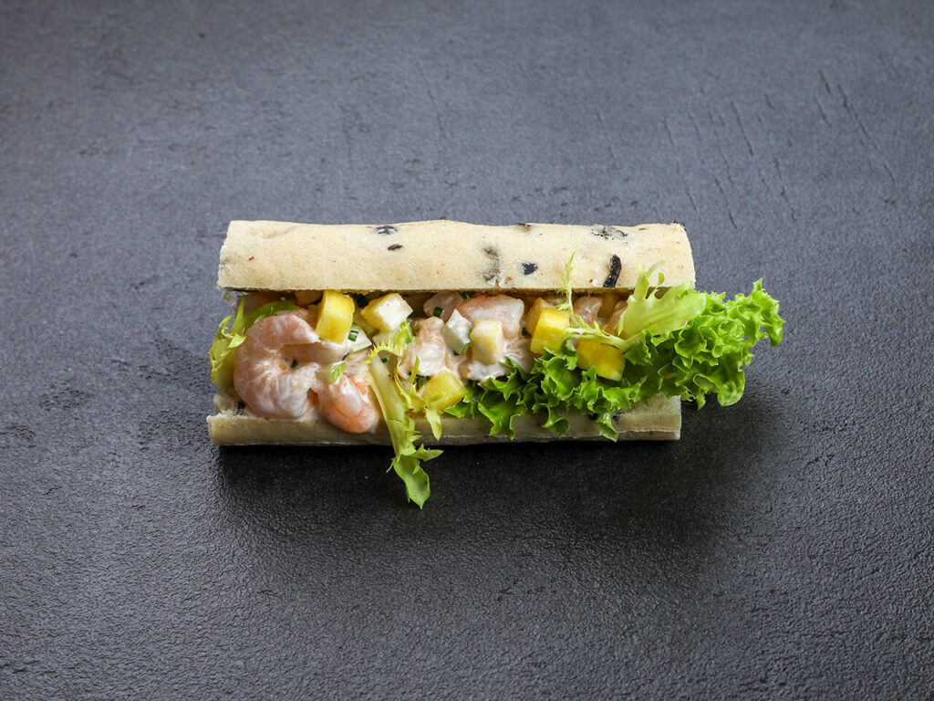 Olivenbaguette mit Garnelensalat 4er