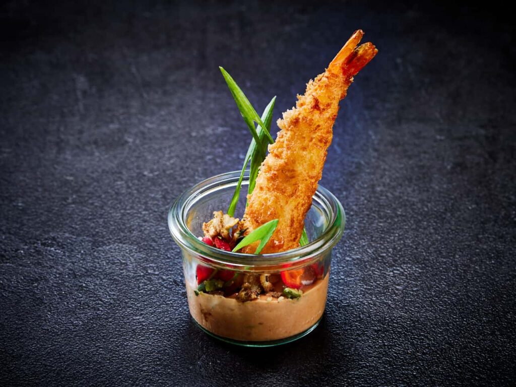 Appetizer Torpedo Shrimp mit Cocktailsoße