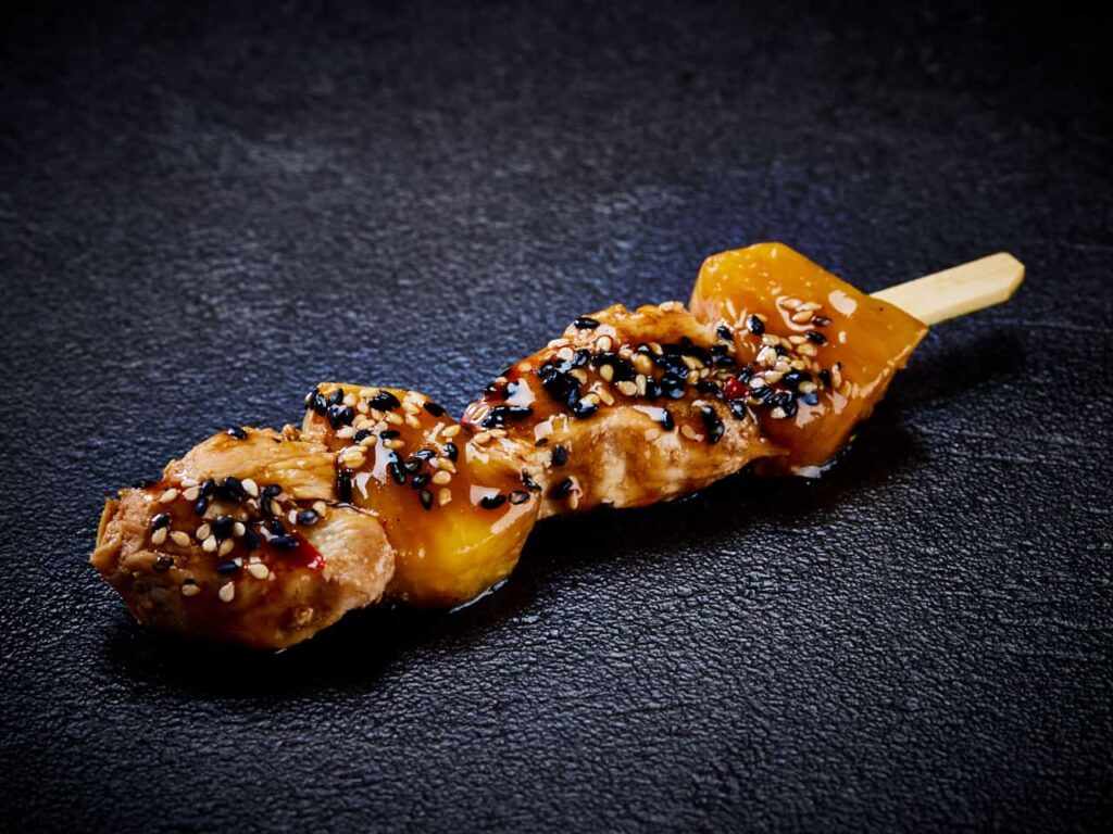 Hähnchen Ananas Party-Spieß