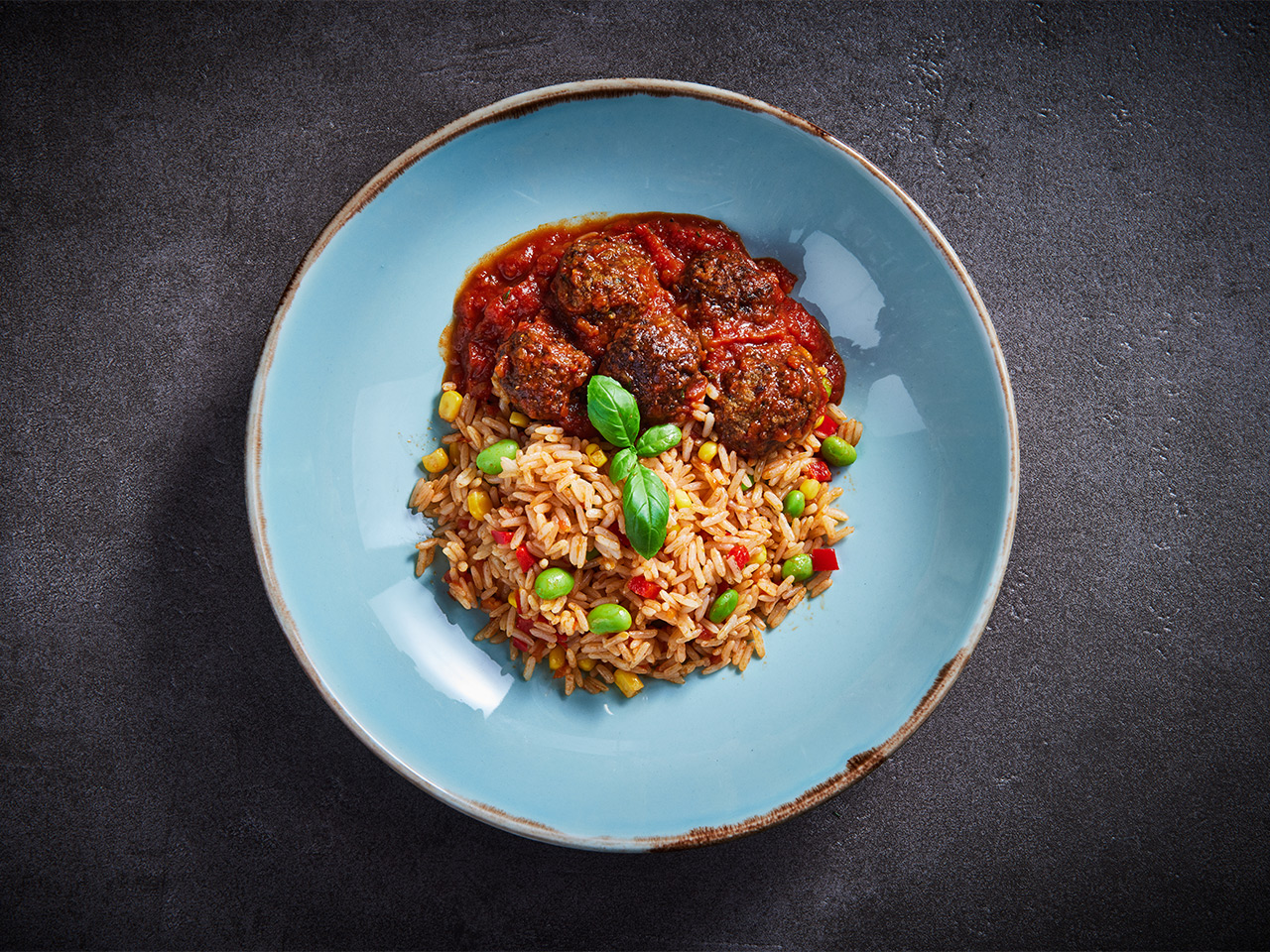 Albondigas in fruchtiger Tomatensauce mit Mexikanischem Reis