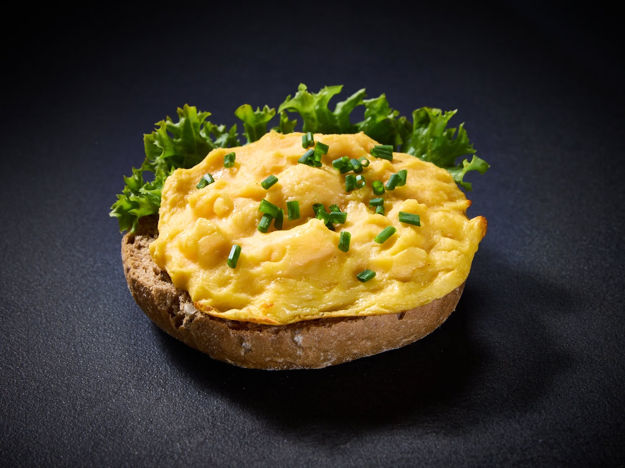 Brötchen mit Rührei (halbes) - 4er