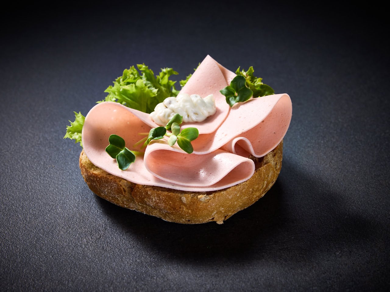 Brötchen mit veganer Salami (halbes) - 4er