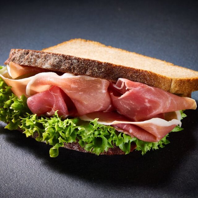 Roggenbrotstulle mit Serrano 4er