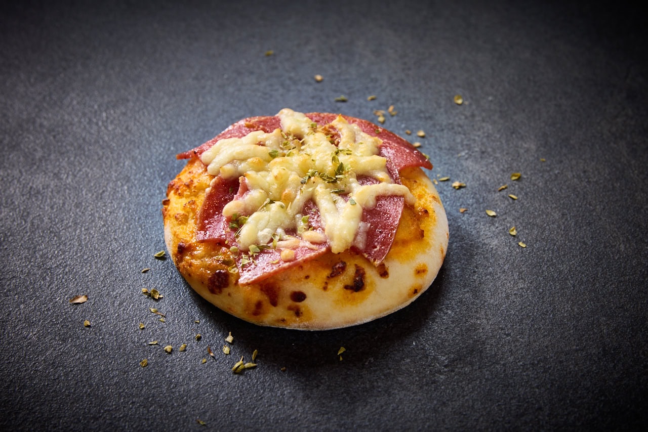 Minipizza mit Putensalami - 9er