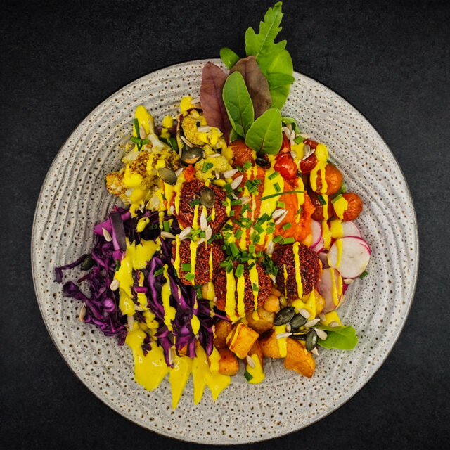 Funky Falafel Salat